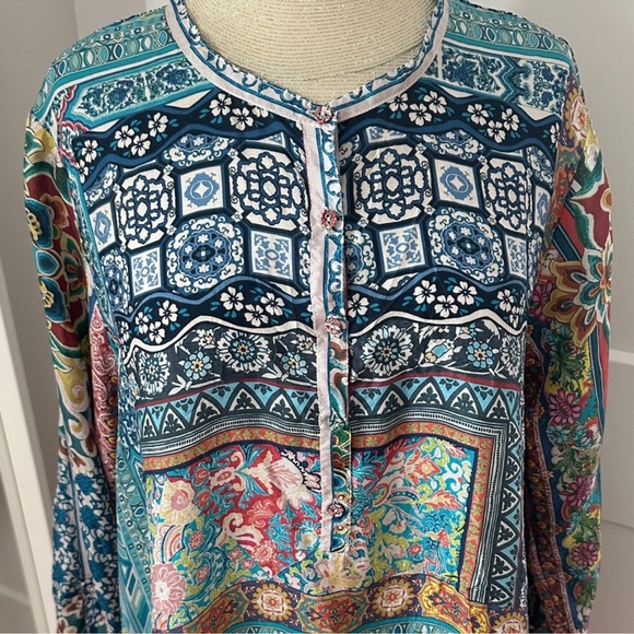 Johnny Was 100% Silk Oversized Tunic - Picture 4 of 9